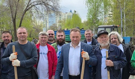 Оренбуржцы наводят порядок в городе